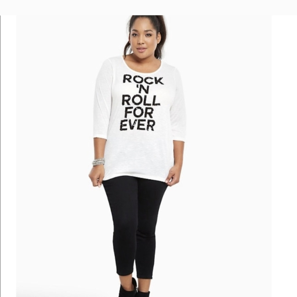 Torrid White Graphic Long Sleeve Tee size 3X